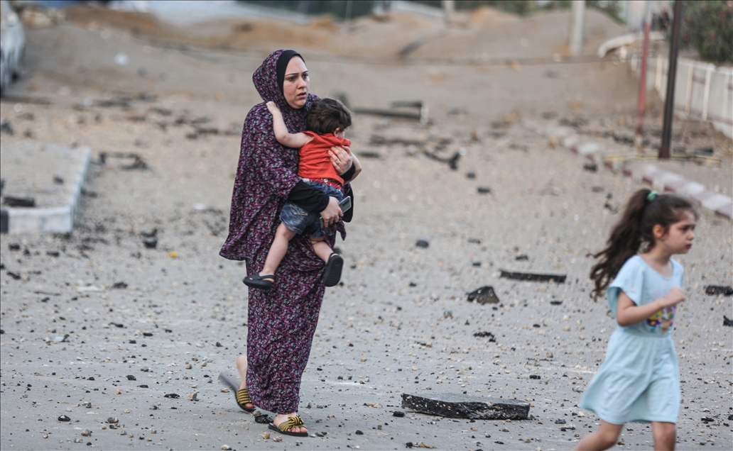İsrail'in Gazze'ye hava saldırıları sürüyor