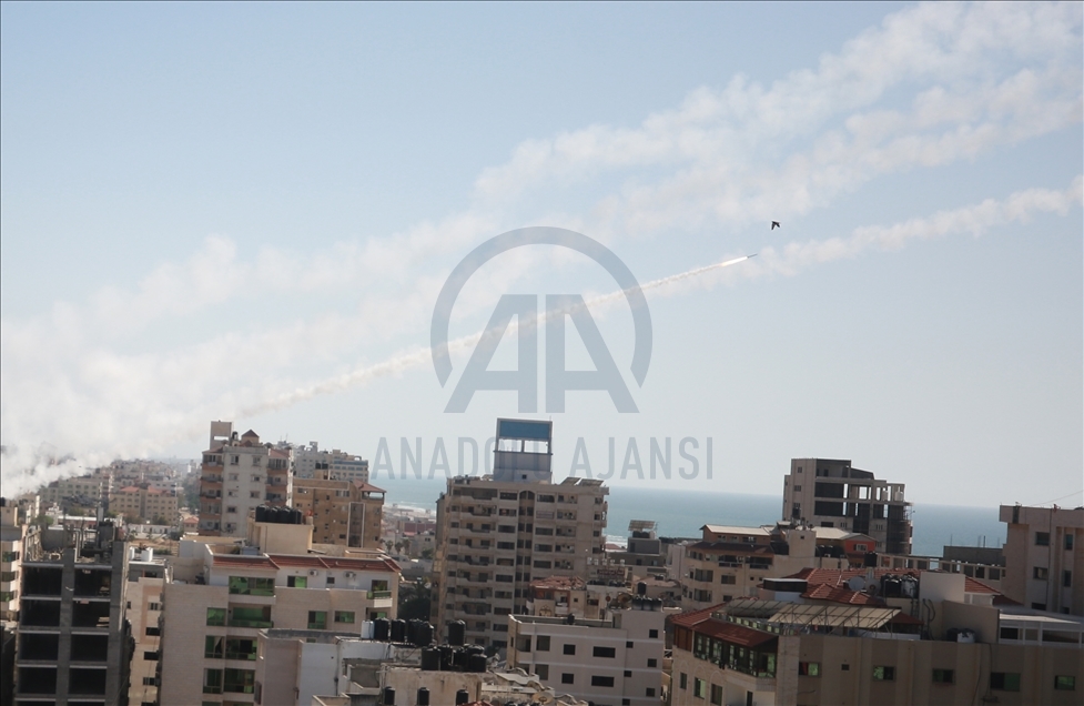 غزة .. فصائل المقاومة تطلق رشقات صاروخية جديدة اتجاه إسرائيل