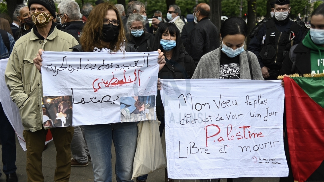 rally to "Protect the Palestinians of Jerusalem" evacuated by the police, at the Invalides in Paris on 12, May 2021