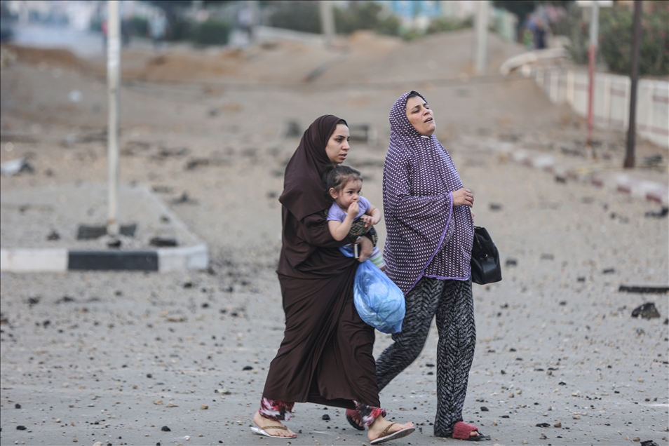 İsrail'in Gazze'ye hava saldırıları sürüyor