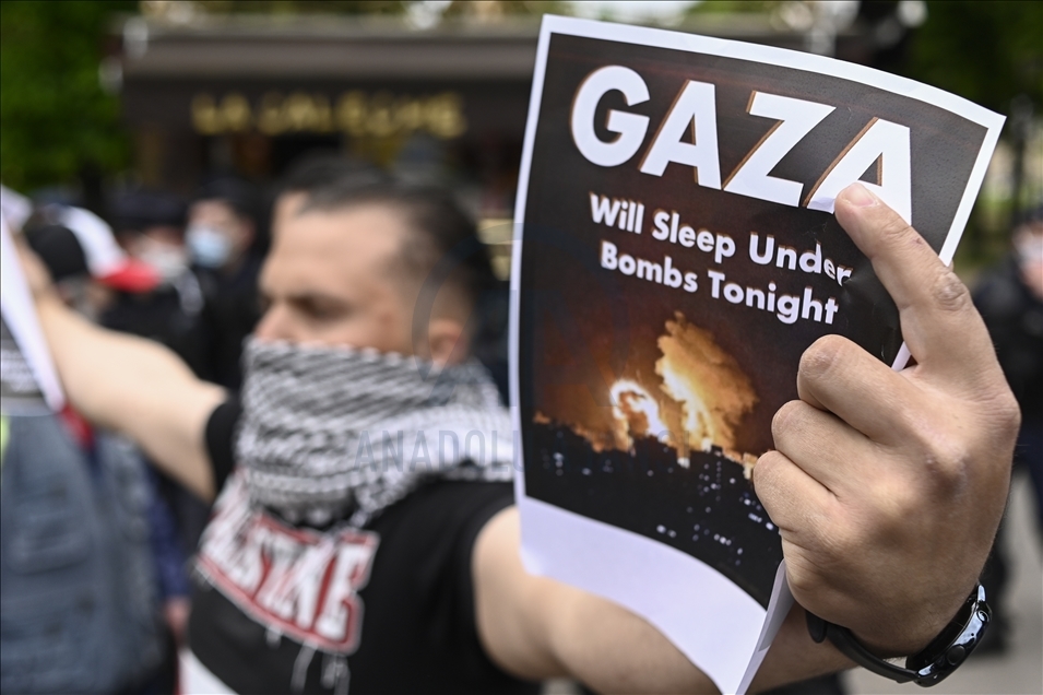 rally to "Protect the Palestinians of Jerusalem" evacuated by the police, at the Invalides in Paris on 12, May 2021