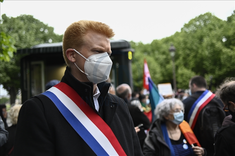 the rally to "Protect the Palestinians of Jerusalem" evacuated by the police, at the Invalides in Paris on 12, May 2021