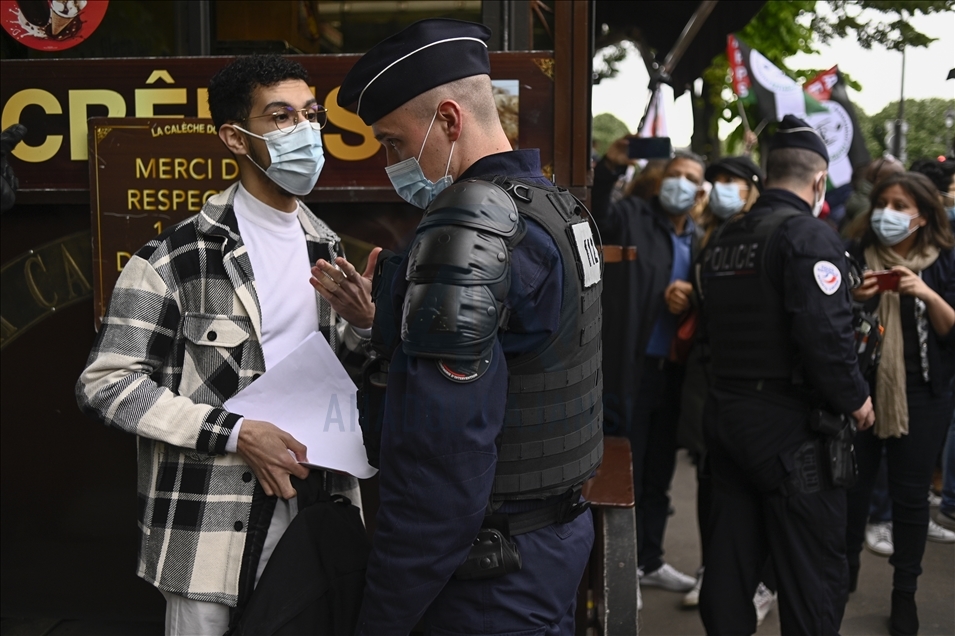 rally to "Protect the Palestinians of Jerusalem" evacuated by the police, at the Invalides in Paris on 12, May 2021