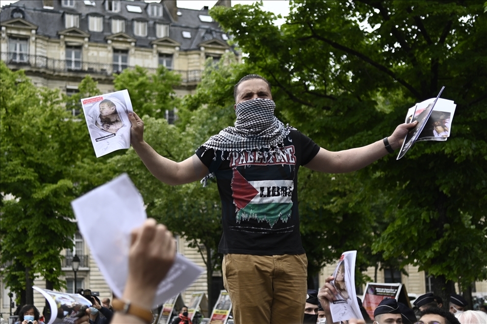 rally to "Protect the Palestinians of Jerusalem" evacuated by the police, at the Invalides in Paris on 12, May 2021