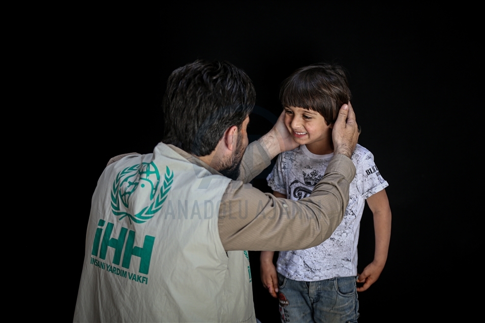 İHH Suriyeli yetim çocuklara bayramlık dağıttı