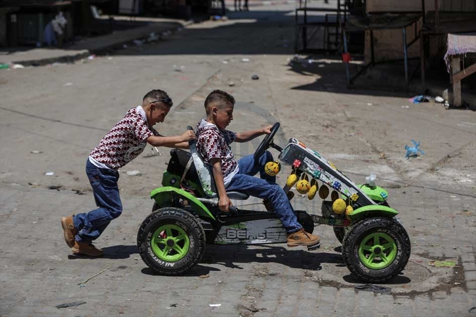 غزة... العدوان الإسرائيلي يلغي مظاهر العيد