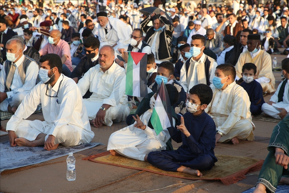 Eid al-Fitr prayer in Libya