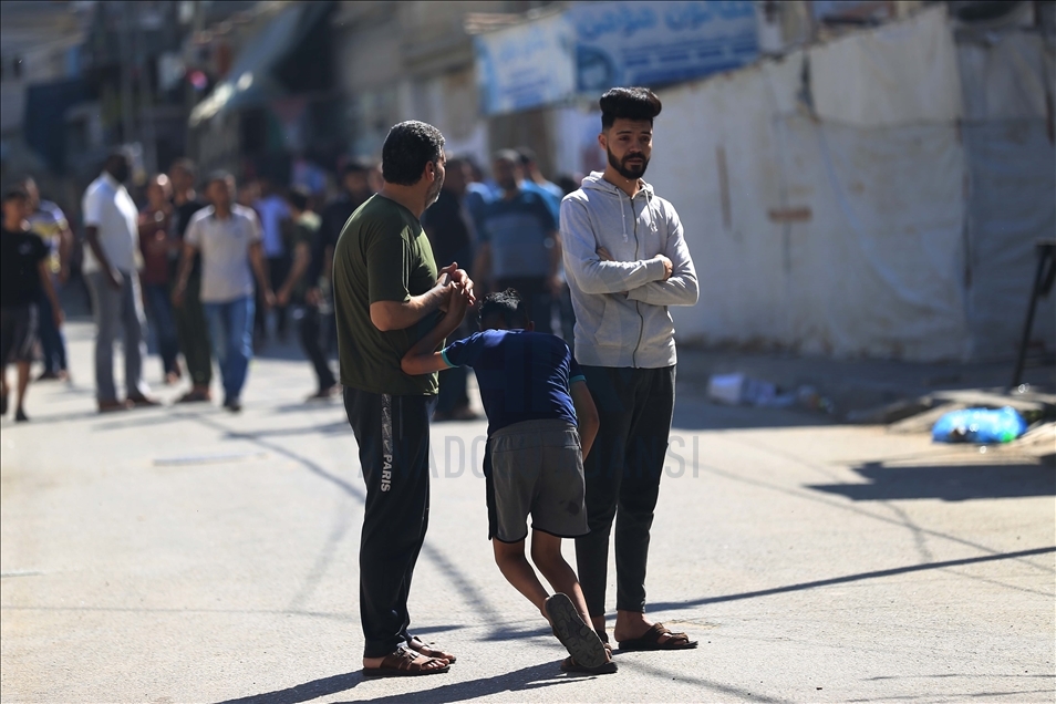 شهداء بقصف إسرائيلي استهدف منزلين وسط وجنوبي القطاع