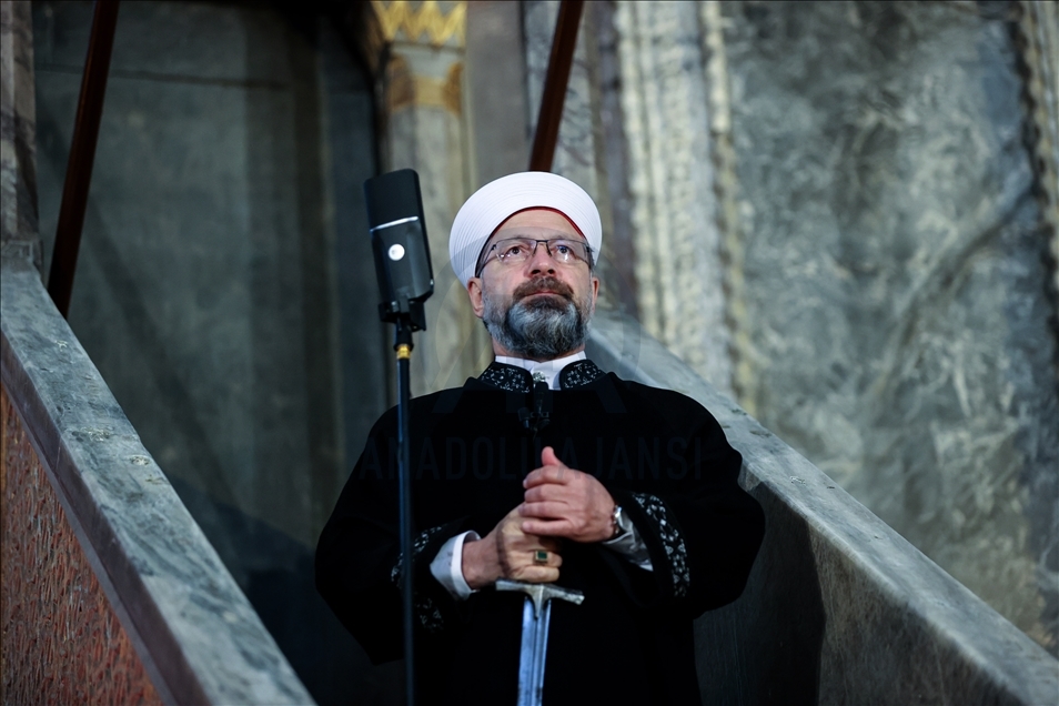 Salat Idul Fitri pertama di Masjid Agung Hagia Sophia setelah 87 tahun