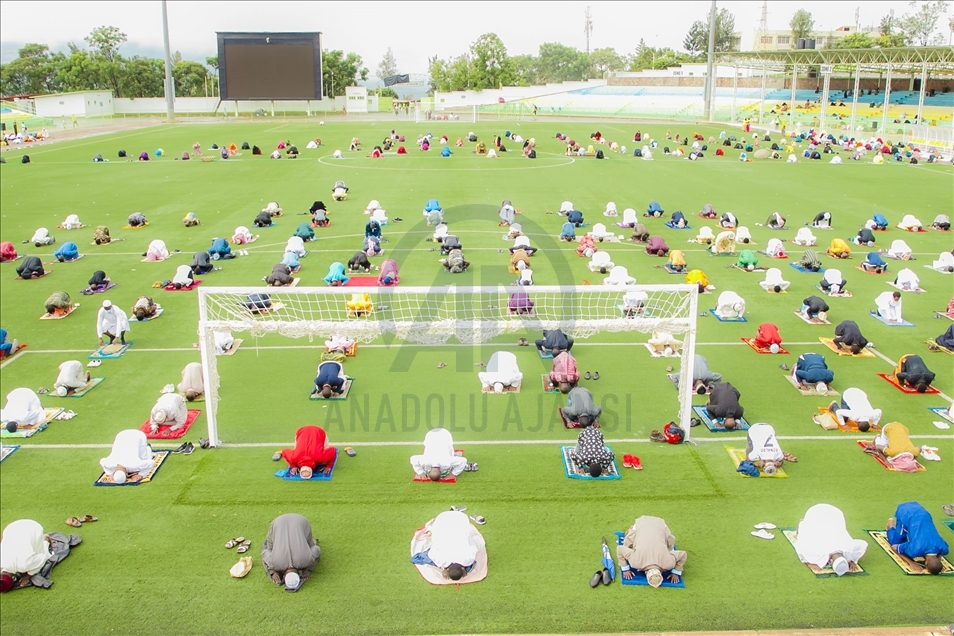 Ruanda'da Ramazan Bayramı namazı