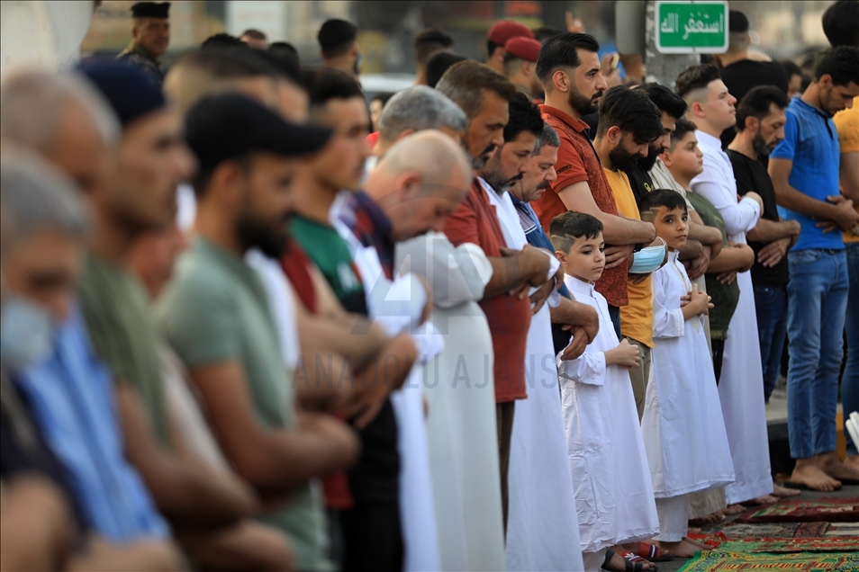 Eid al-Fitr prayer amid coronavirus pandemic in Indonesia