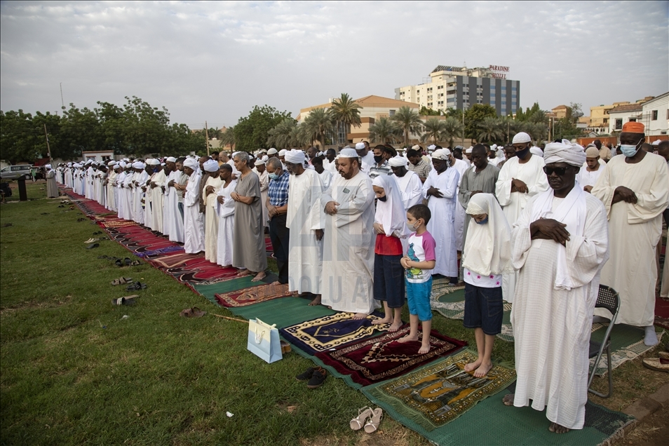 صلاة عيد الفطر من السودان