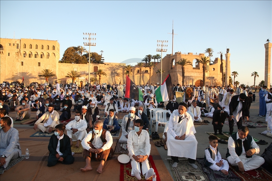 Eid al-Fitr prayer in Libya