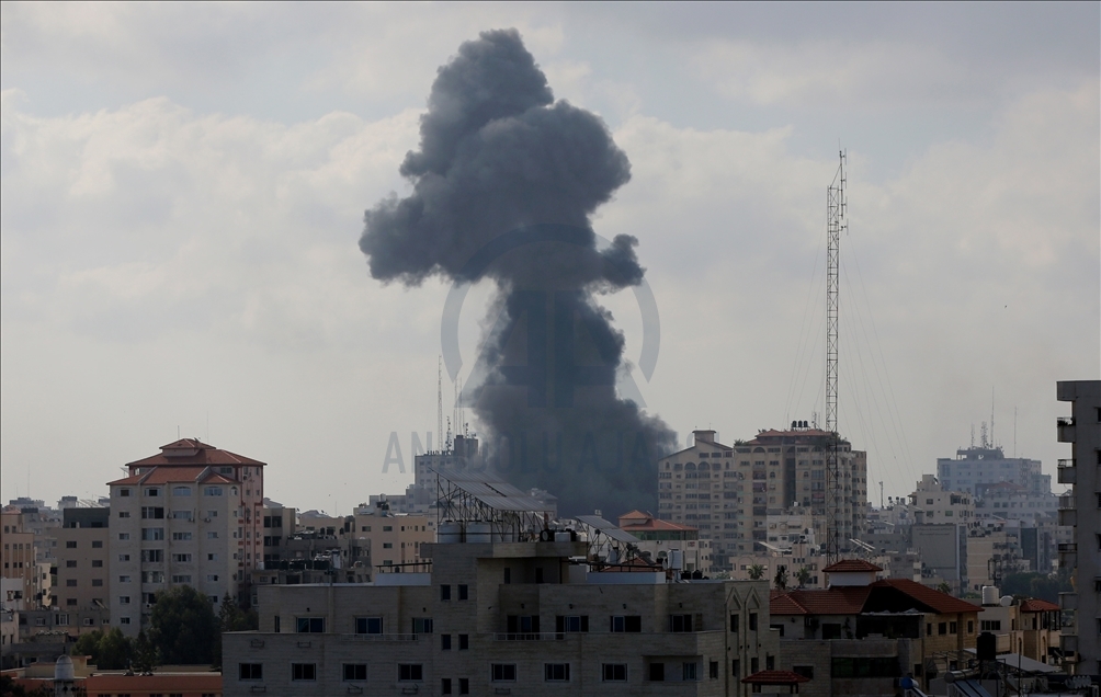 İsrail'in Gazze'ye hava saldırıları sürüyor