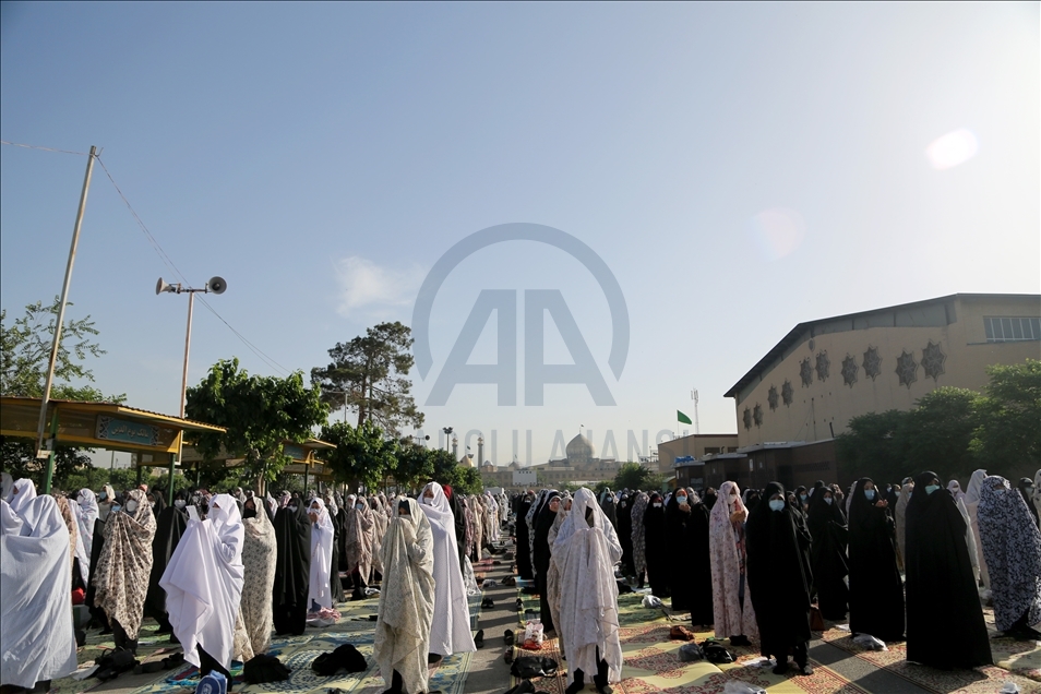 اقامه نماز عید فطر در ایران