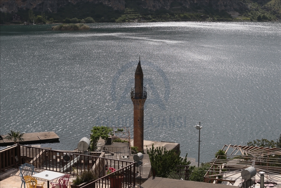 Sakin şehir Halfeti'nin taş konakları turizme kazandırılıyor