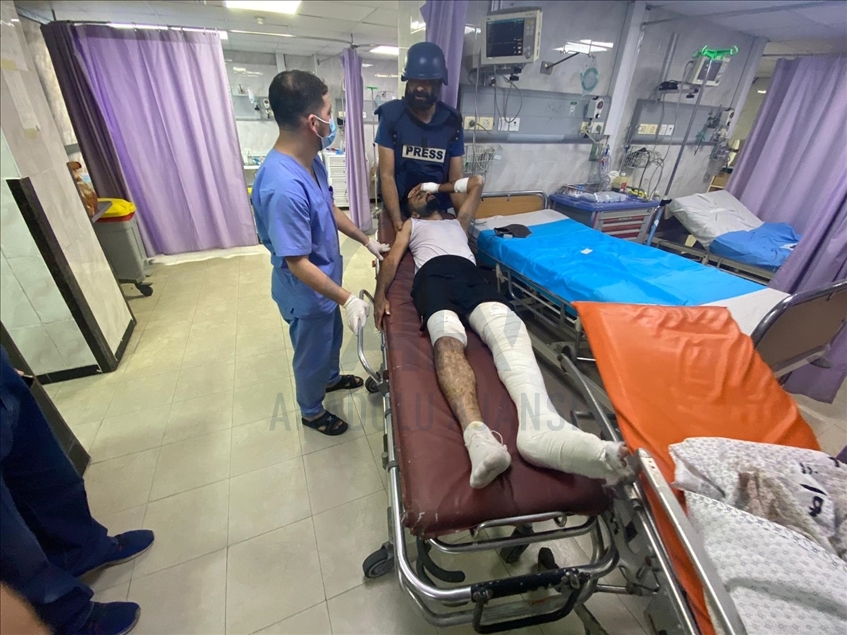 2 Anadolu Agency journalists injured by Israeli raid in Gaza