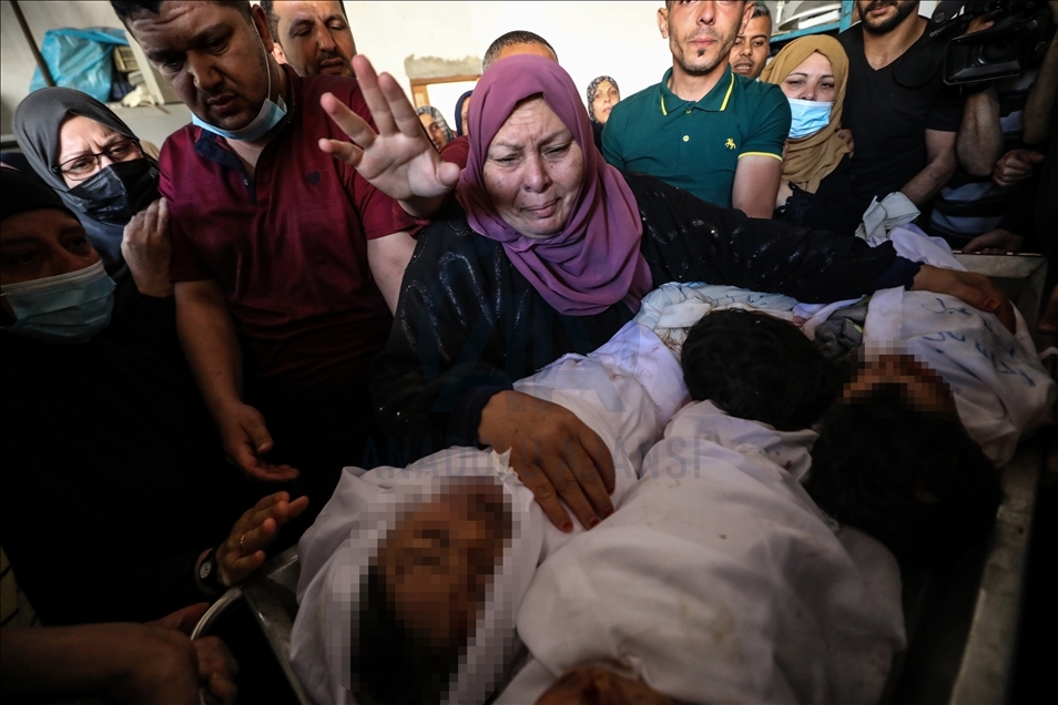 İsrail aralarında hamile bir kadının olduğu 6 kişilik ailenin tüm fertlerini öldürdü