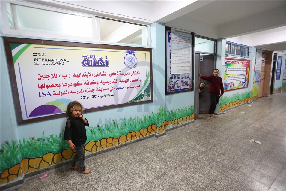 غزة.. عائلات تهجر منازلها إثر قصف مدفعي إسرائيلي