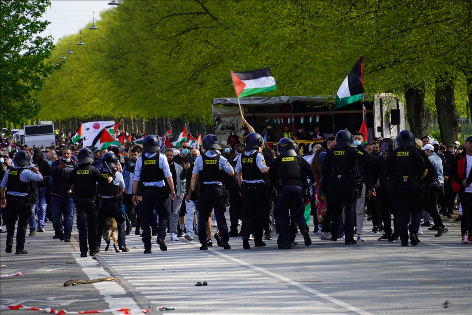 Danimarka’da polis Filistin’e destek gösterisinde göz yaşartıcı bombayla müdahale etti