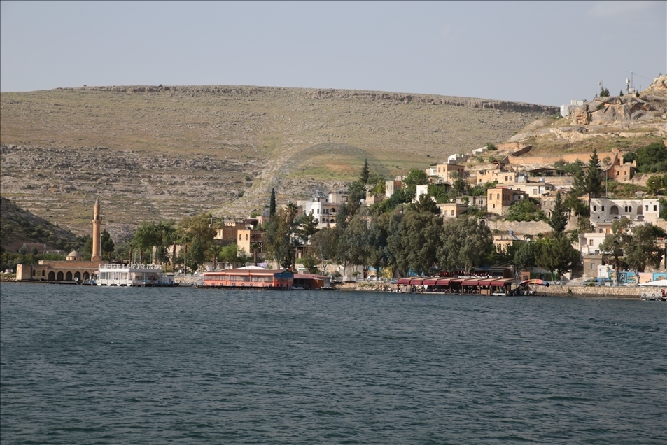 Sakin şehir Halfeti'nin taş konakları turizme kazandırılıyor