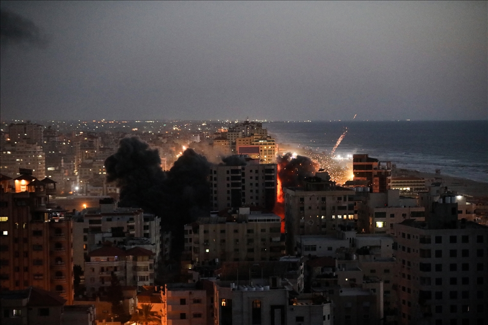 İsrail'in Gazze'ye hava saldırıları sürüyor