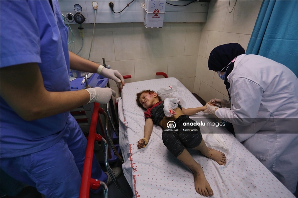 İsrail ordusunun abluka altındaki Gazze'ye düzenlediği saldırıda 7 kişi daha şehit oldu