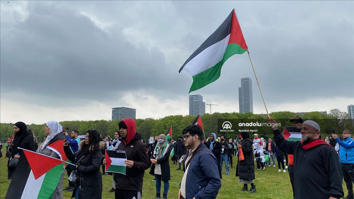 Hollanda'da İsrail'in Filistin'e yönelik saldırıları protesto edildi