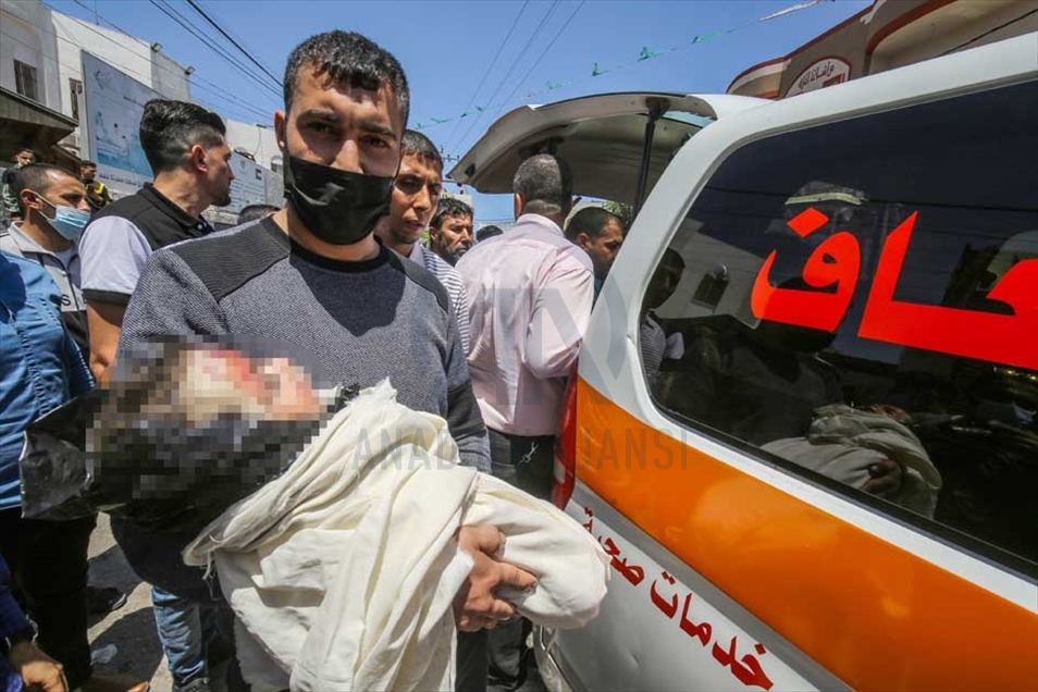 أحال عيدها "مأتماً".. صاروخ إسرائيلي يقتل فرحة عائلة "الرنتيسي" بغزة