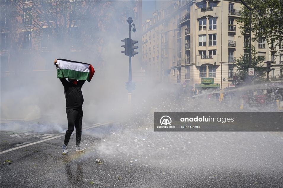 Clashes at the rally to "Protect the Palestinians of Jerusalem" with police, at the Barbes Station in Paris on 15, May 2021