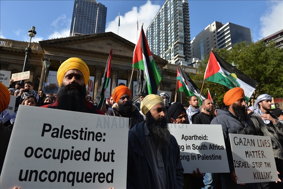İsrail’in Filistin’e yaptığı saldırılar Avustralya’da protesto edildi