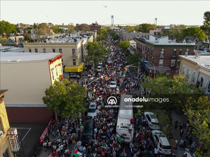 Mass crowds take streets for Palestinians in NYC