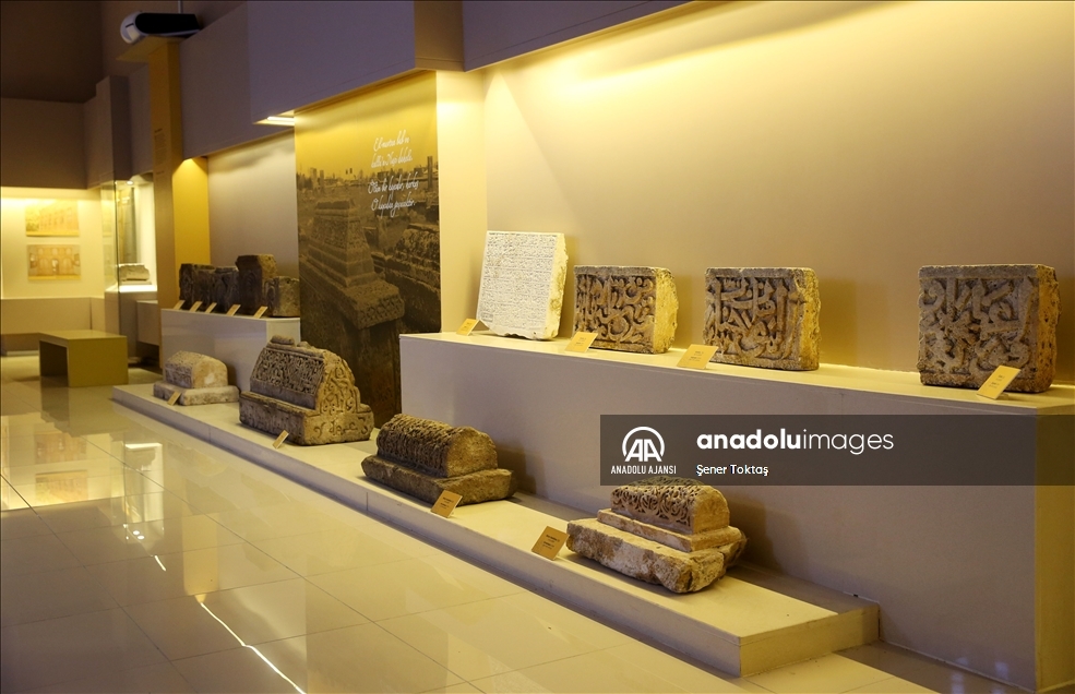 "Sakin Şehir" Ahlat'ta açılan Arkeoloji Müzesi kısıtlama sonrası ziyaretçilerini bekliyor