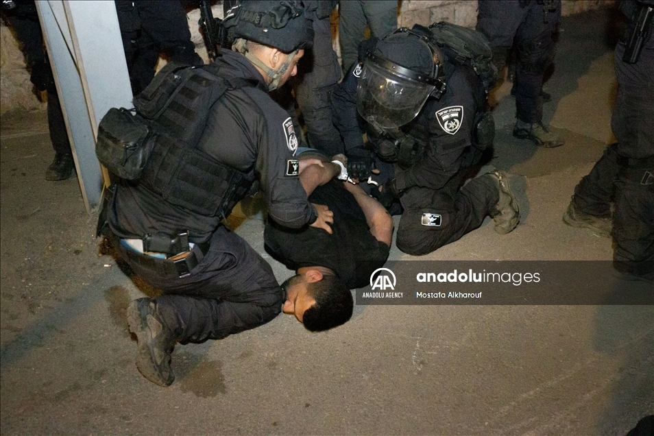 Israeli police raid Palestinian family's home