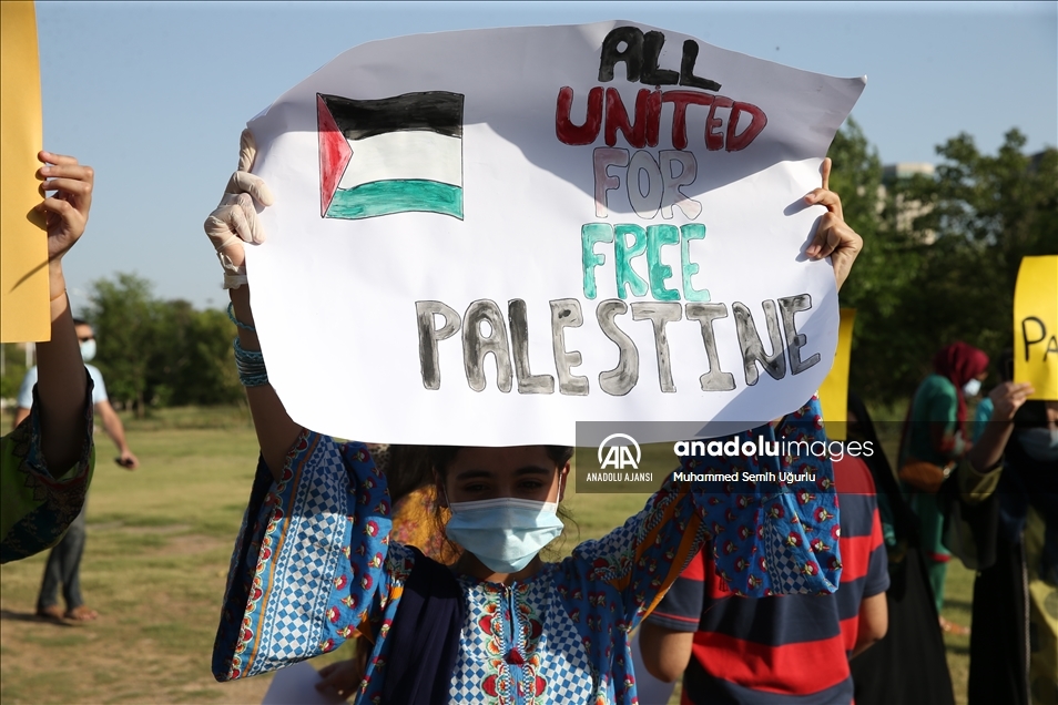 Pakistan’da İsrail’in Filistinlilere saldırıları protesto edildi