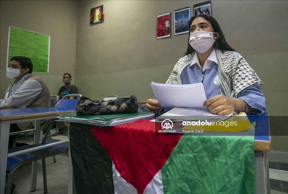 Les étudiants tunisiens solidaires de la Palestine, rejettent l'agression israélienne