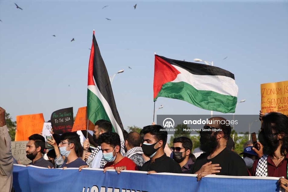 شهدت العديد من المدن الباكستانية ب