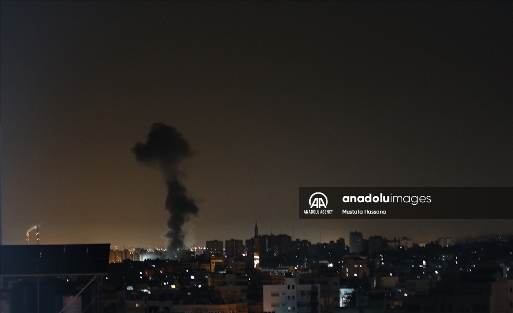غارات إسرائيلية عنيفة على مدينة غزة وشمالي القطاع