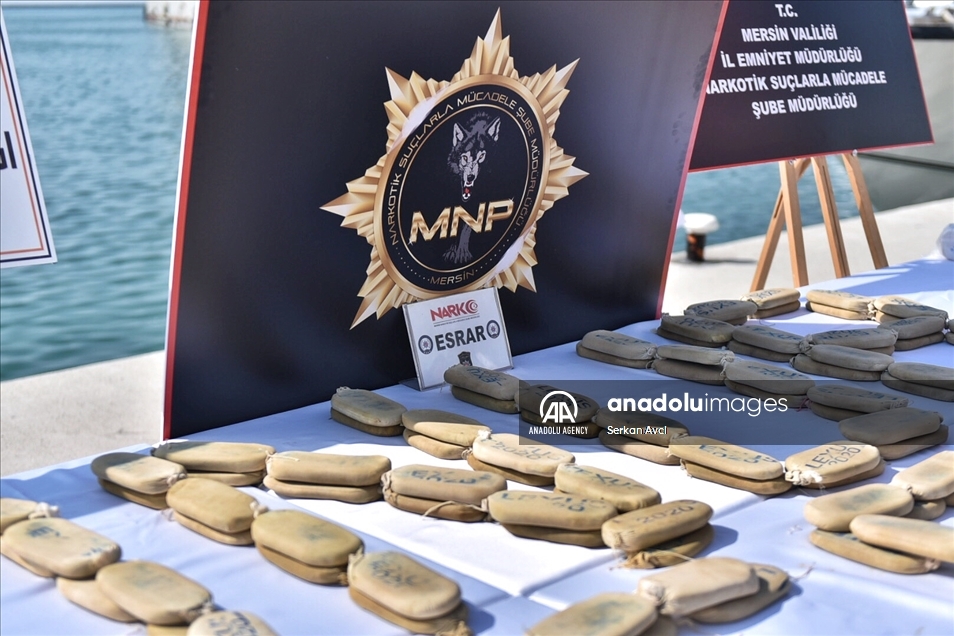 تركيا.. ضبط 1.5 طن من المخدرات قبالة سواحل سوريا