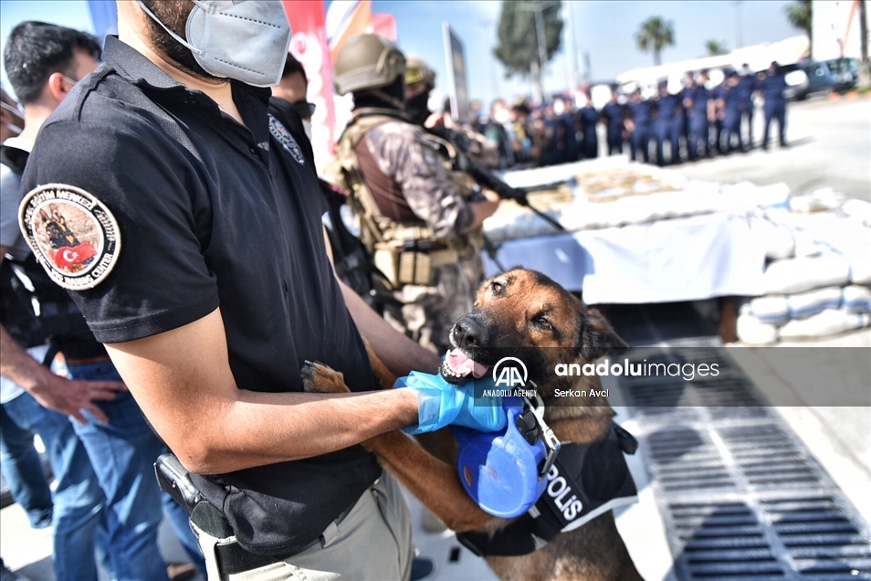 تركيا.. ضبط 1.5 طن من المخدرات قبالة سواحل سوريا