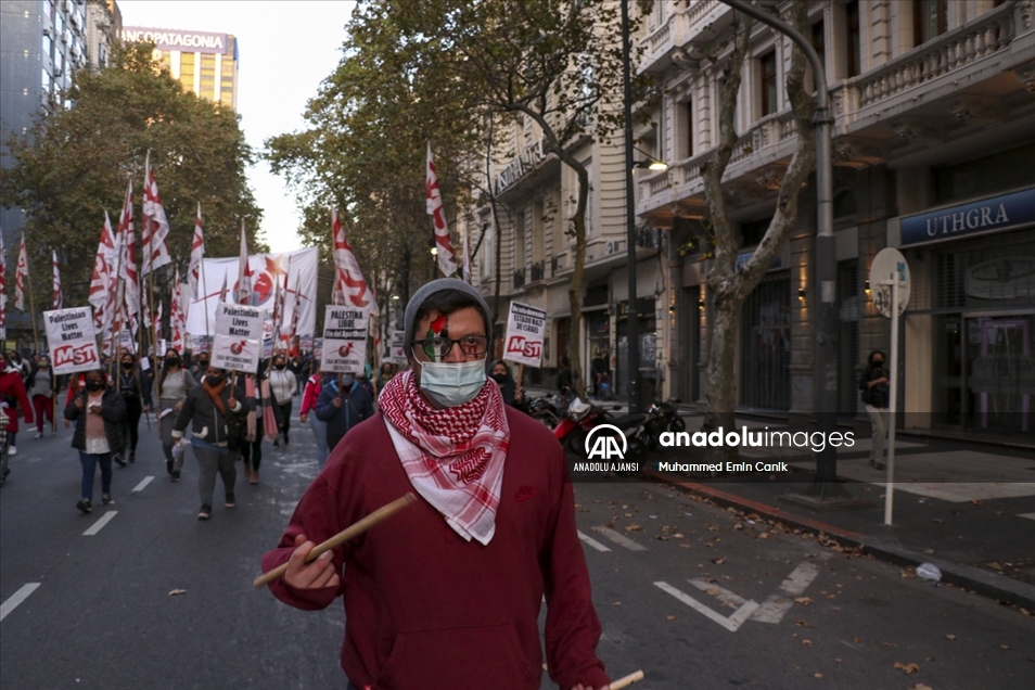 Arjantin'de "İsrail'i kınama, Filistin ile dayanışma" gösterisi düzenlendi