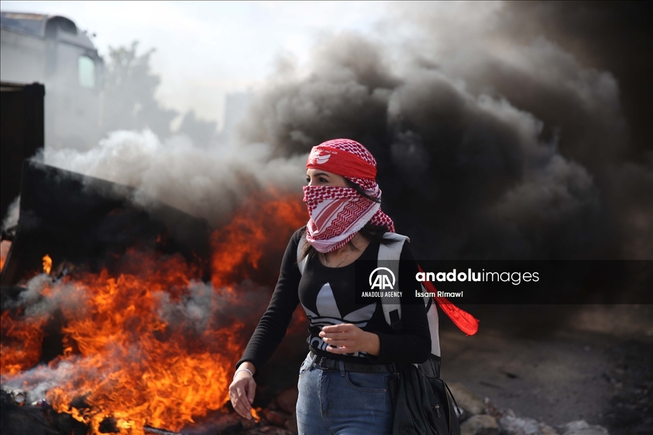 Israeli forces intervene in Palestinian protest in Ramallah