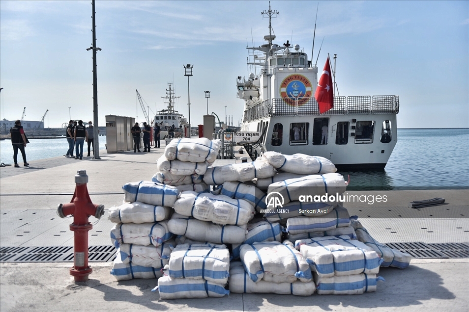 تركيا.. ضبط 1.5 طن من المخدرات قبالة سواحل سوريا