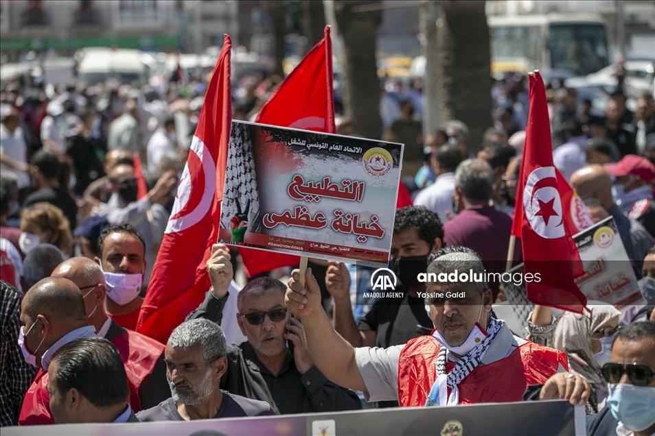 تونس.. مسيرة تطالب بقانون يُجرم التطبيع مع إسرائيل