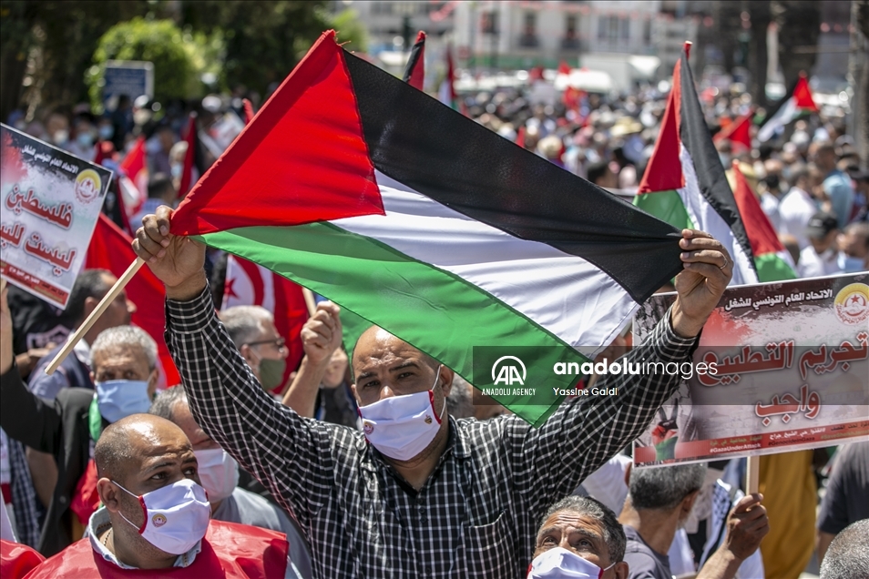 تونس.. مسيرة تطالب بقانون يُجرم التطبيع مع إسرائيل