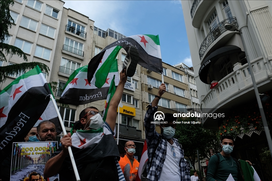 إسطنبول.. سوريون ينددون بـ"مهزلة" الانتخابات الرئاسية لنظام الأسد