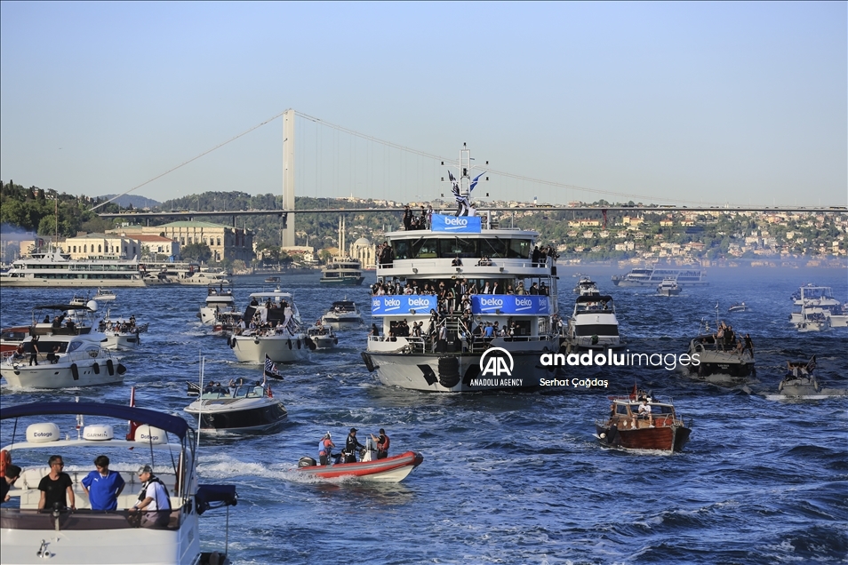 Besiktas celebrate the championship