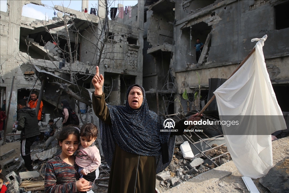 Warga Palestina kembali ke rumah setelah gencatan senjata Israel - Hamas