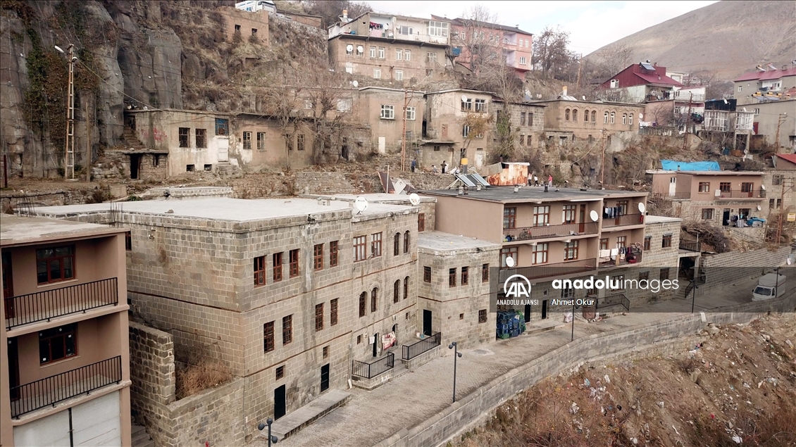 "Vadideki güzel şehir" Bitlis ziyaretçilerini tarihte yolculuğa çıkarıyor