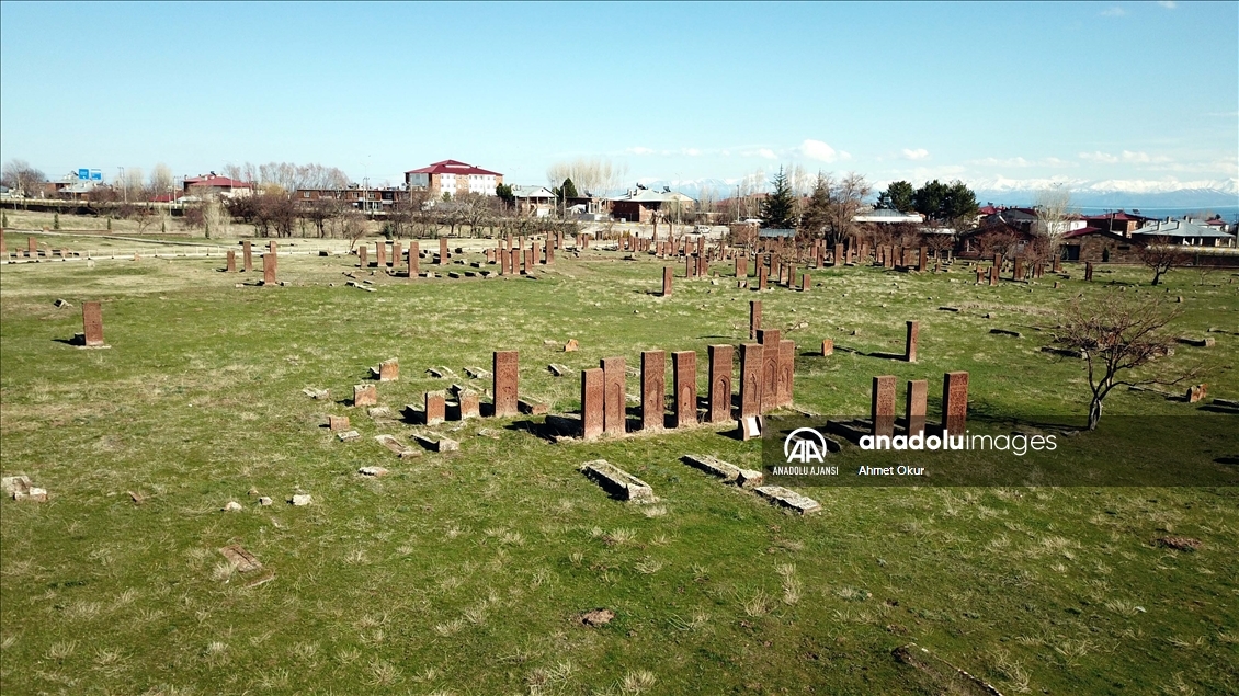 "Vadideki güzel şehir" Bitlis ziyaretçilerini tarihte yolculuğa çıkarıyor